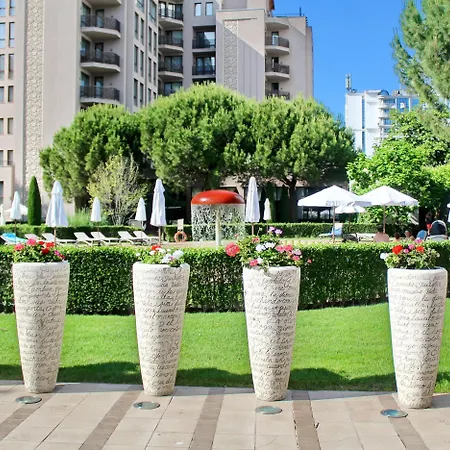 Complex Barcelo Royal