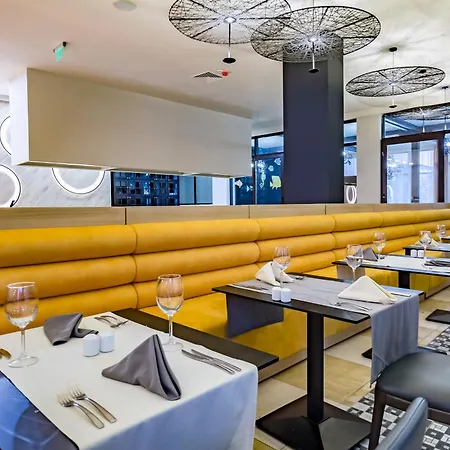 Barcelo Royal منتجع ساني بيتش